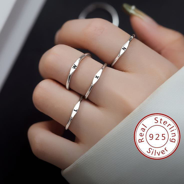costumized alphabet ring