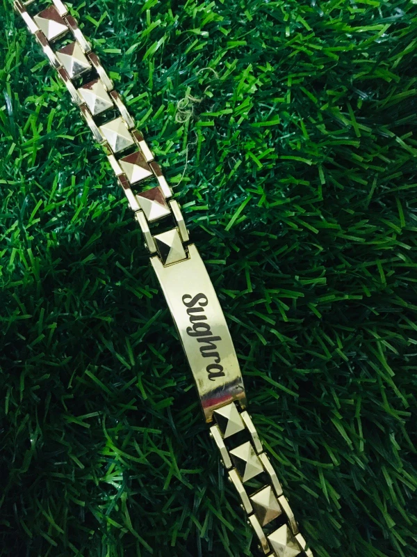 Costumized name bracelet