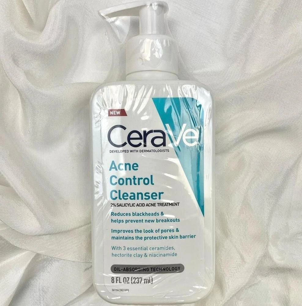 CeraVe Acne control cleanser 
Anti- Aging soothing