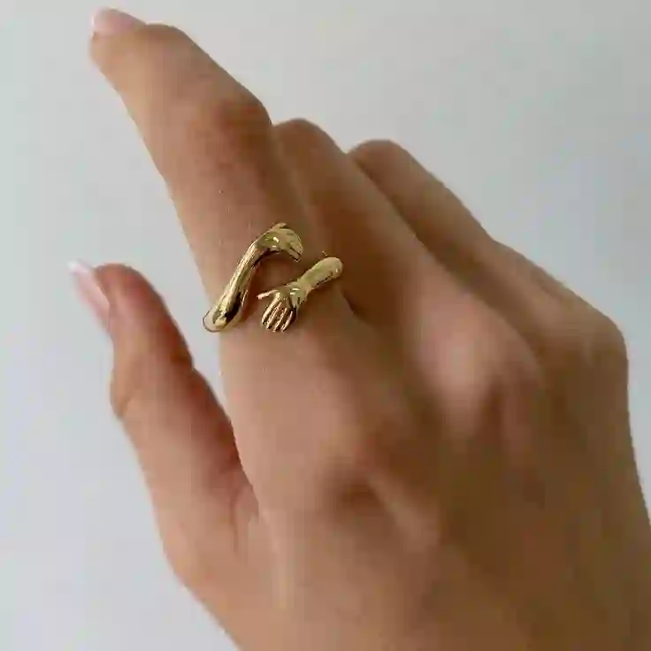 Adjustable Hug Ring