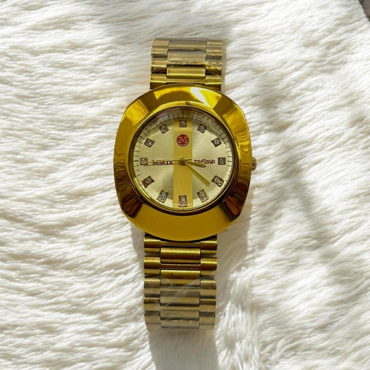 Men's formal Analogue watch