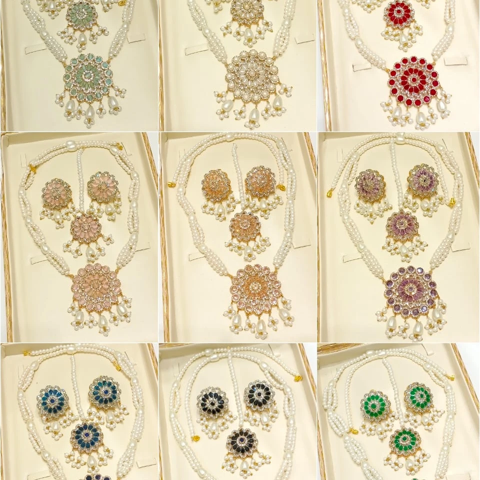 artificial jewellery