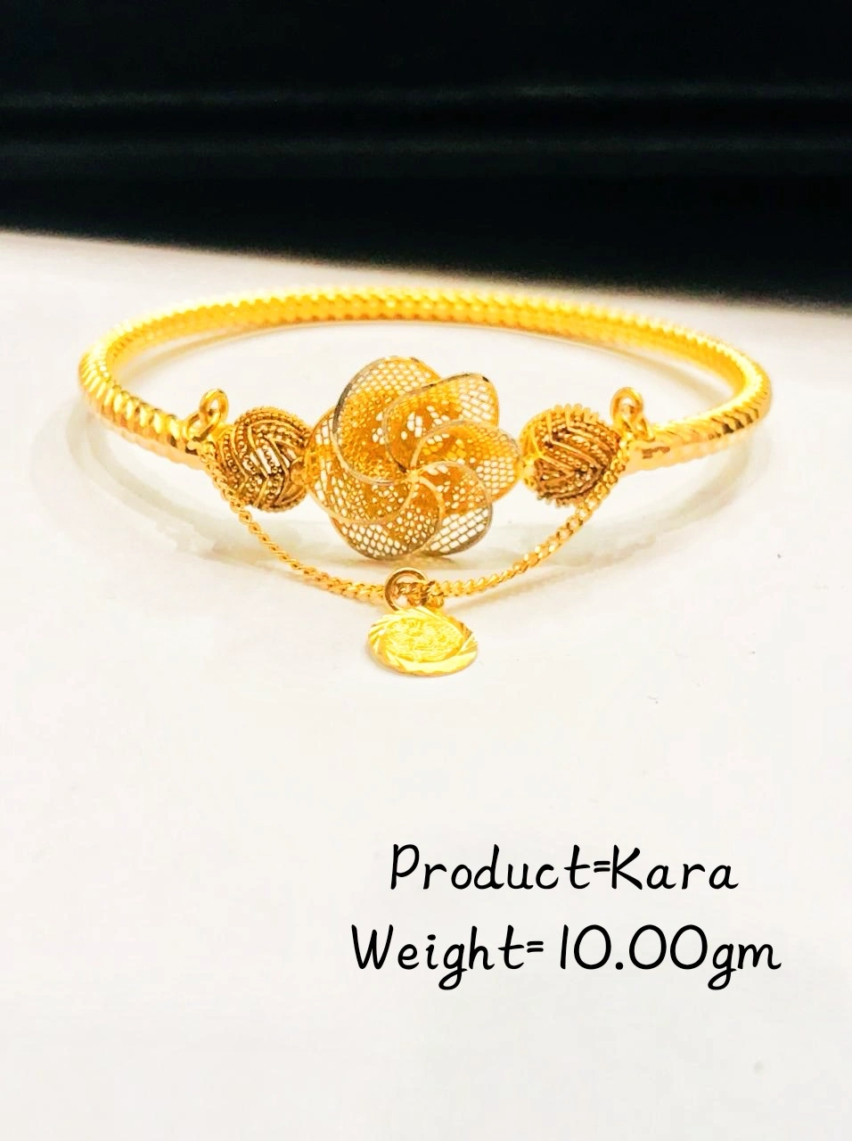 Gold Kara
