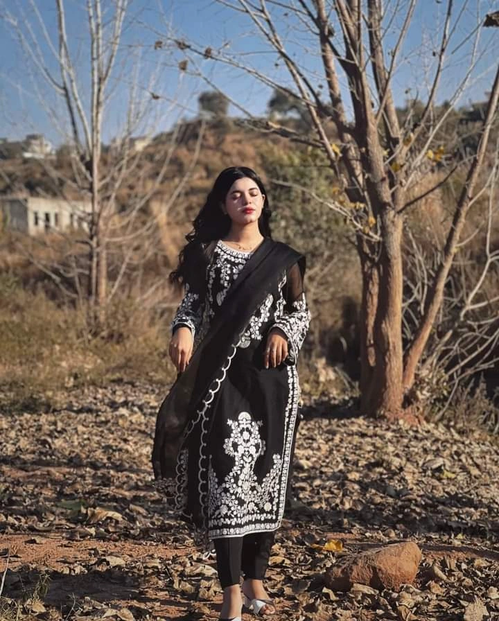 Threaded Harmony Embroidered 3 piece