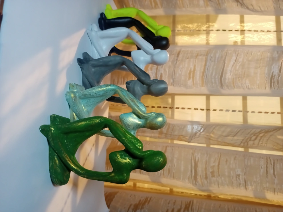 Nordic abstract thinker statue .... customise all colors🎨