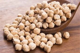 WHITE CHANNA ( SAFAID CHANNA )