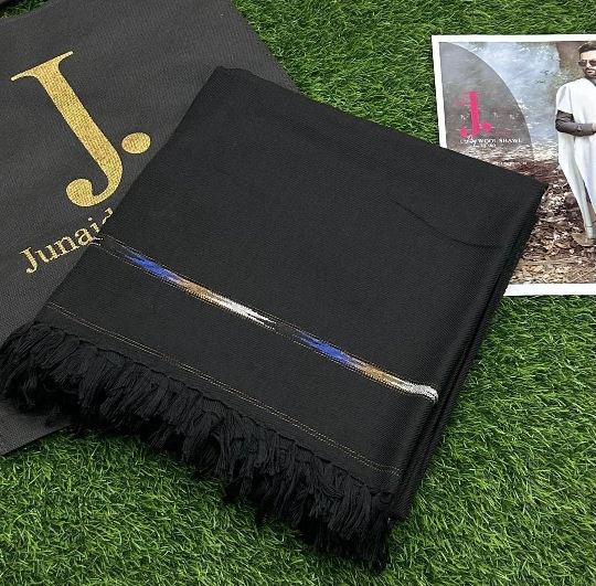 Luxurious Black Wool Shawl by Junaid Jamshed