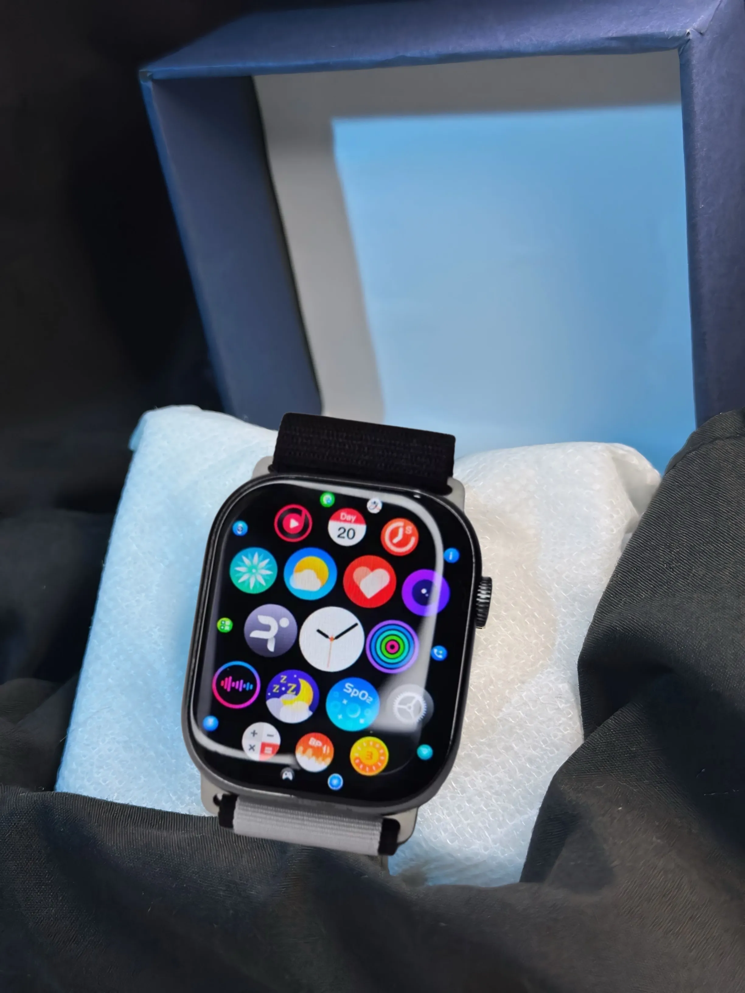 10 Series M-800 Smart Watch With 7 IN 1 Straps