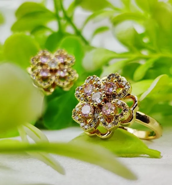 1 Piece Imported Elegant Moveable Floral Cluster Ring