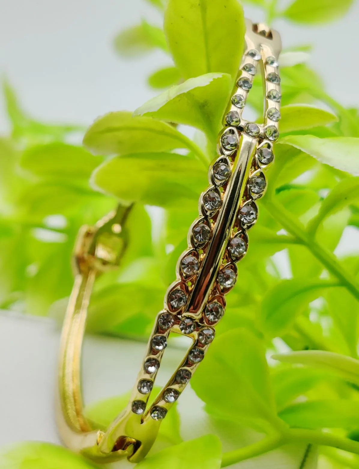 Imported Adjustable Crystal Bracelet