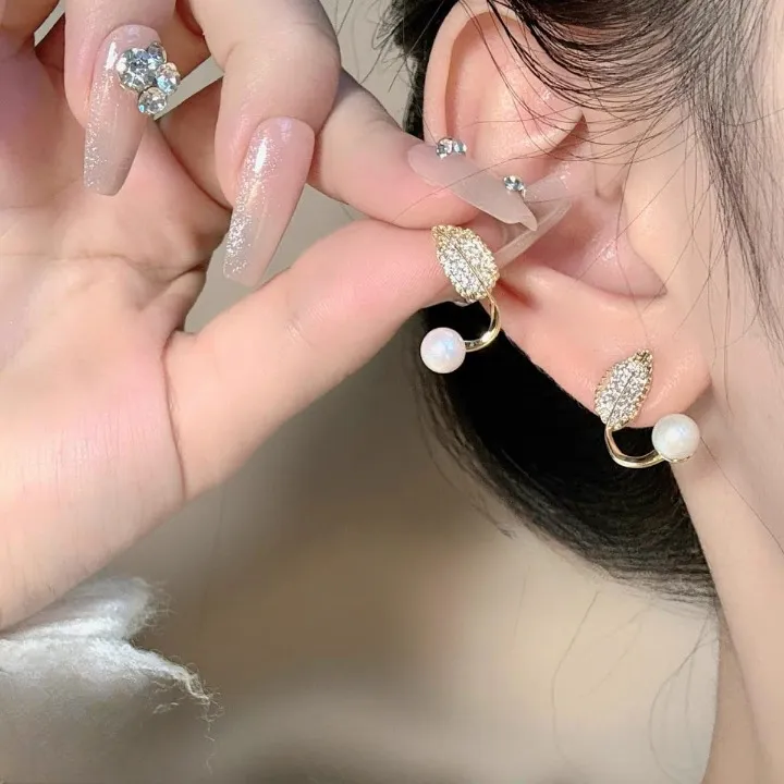Beautiful Korean Leaf Pearl Earings