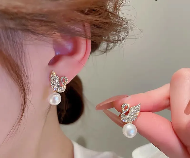 Korean Diamond Swan Pearl Earrings Fashion,