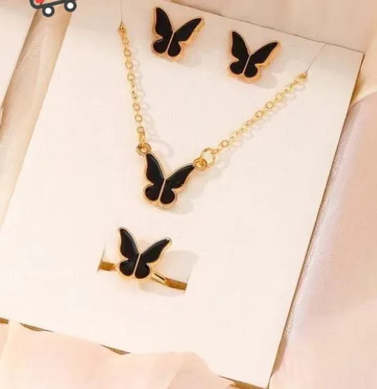 Butterfly Set, Pack Of 4 / Pendants Necklace