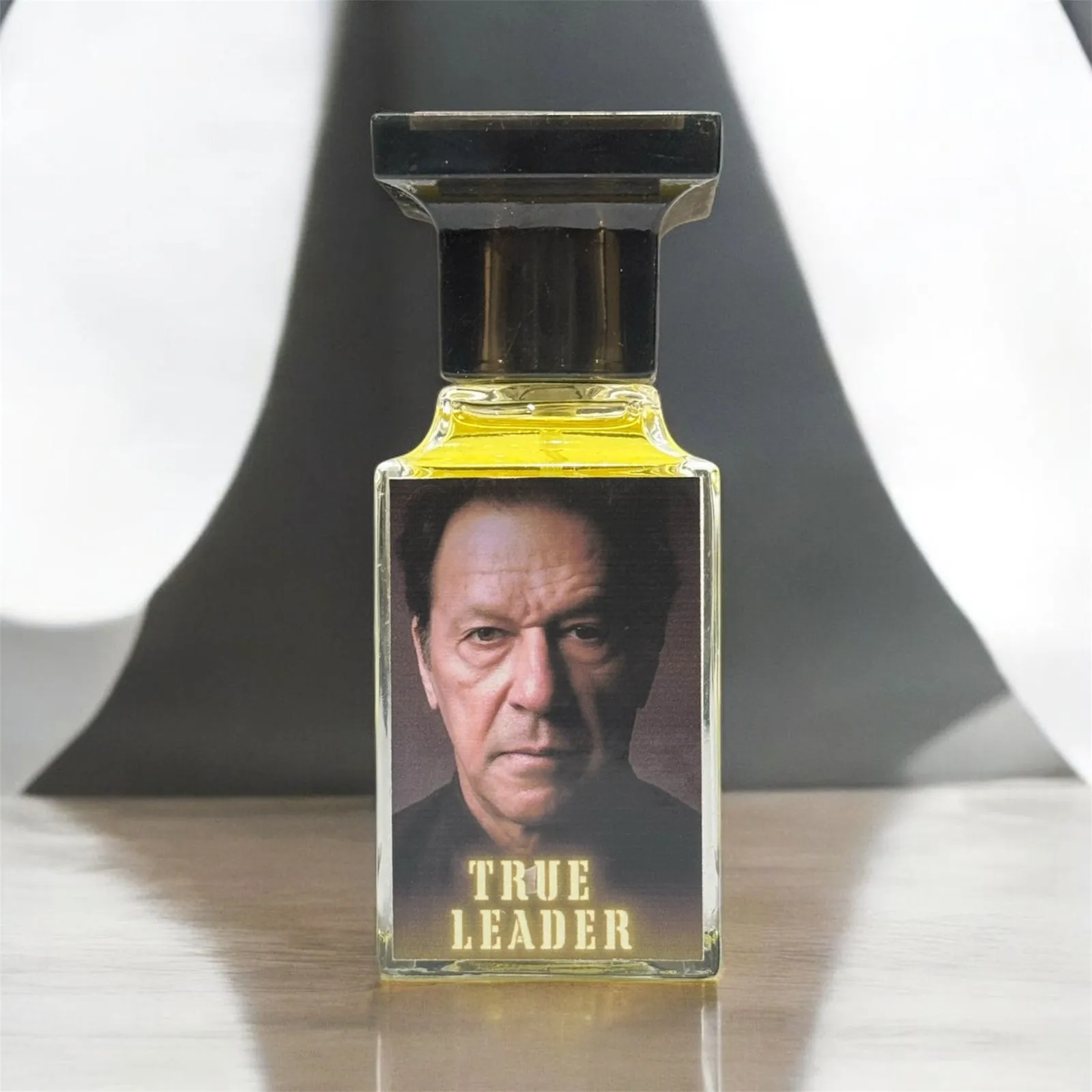 TRUE LEADER - The Scent of Authority