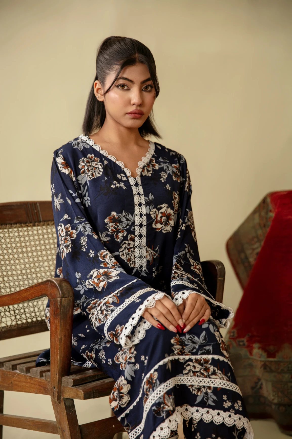 FLORAL PRINTED 2 PIECE SUIT