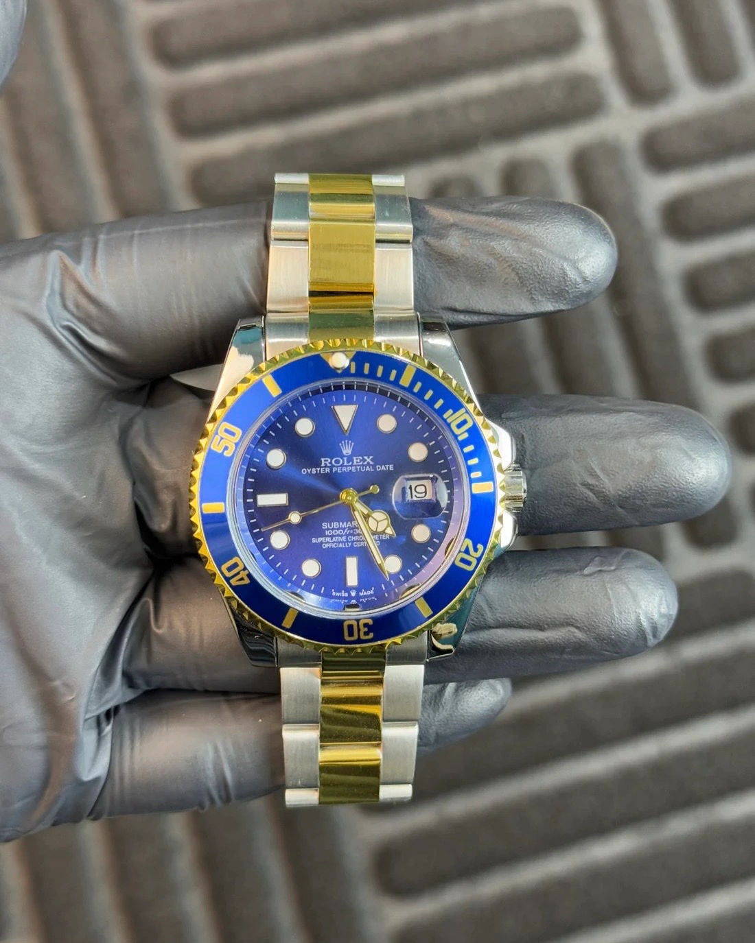 ROLEX SUBMARINER DATE TWO TONE