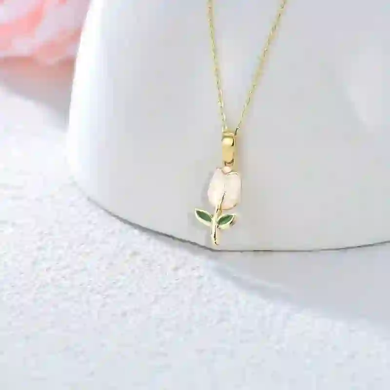 Tulips necklace
