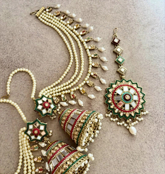 High Quality Designer Multi Oversized Mang Tikka With Jhumkas & Side Layers ✨