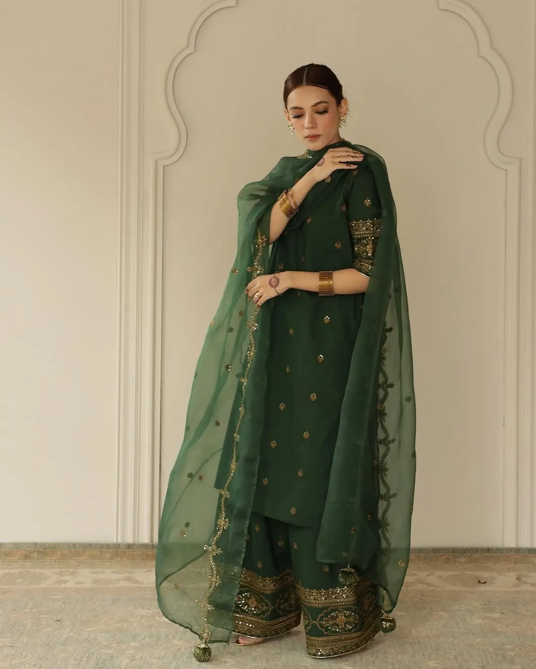 Gul-e-Sabz | 3 PIECE STITCHED SUIT