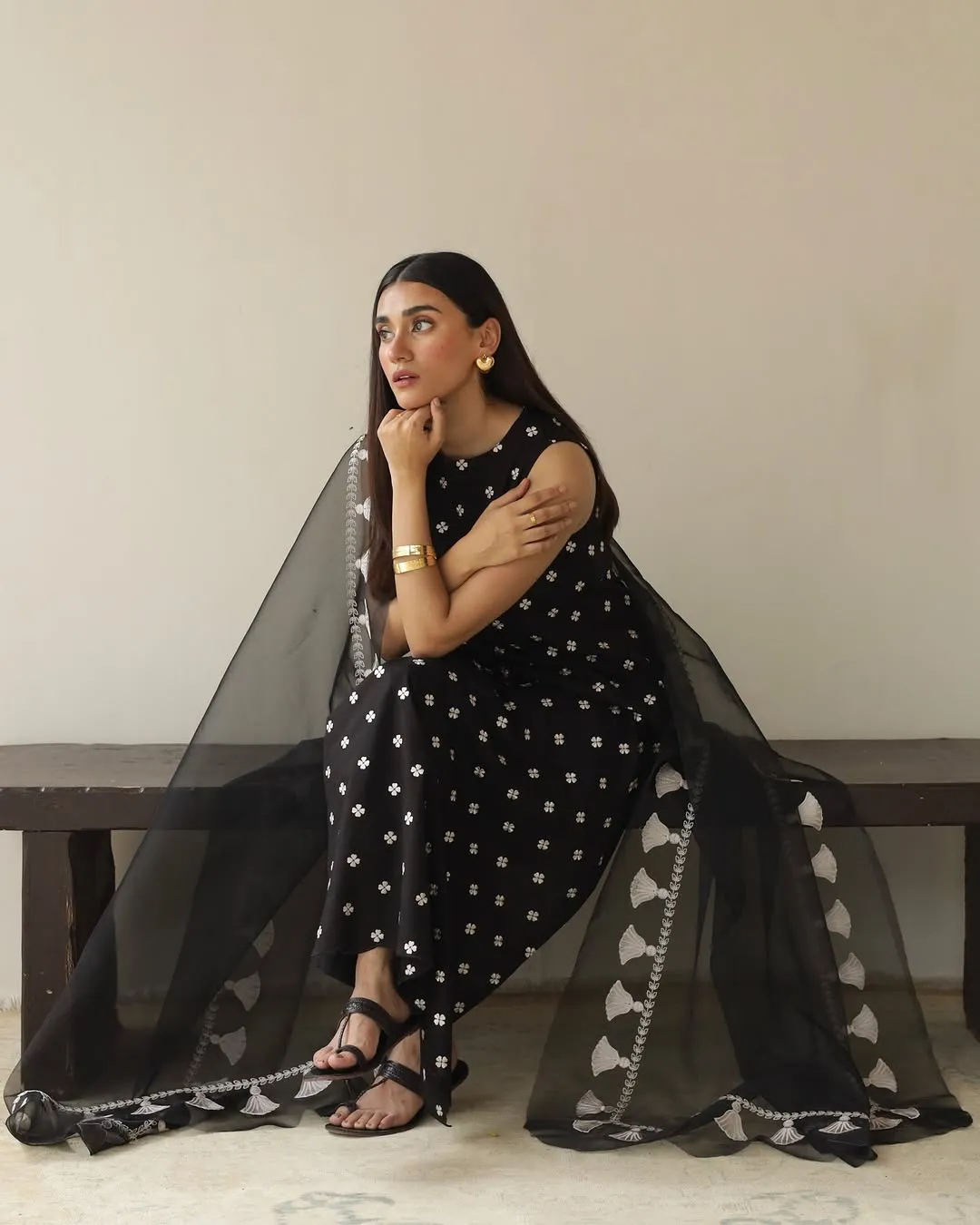 Noor-e-Sahar | 3-piece Stitched Suit