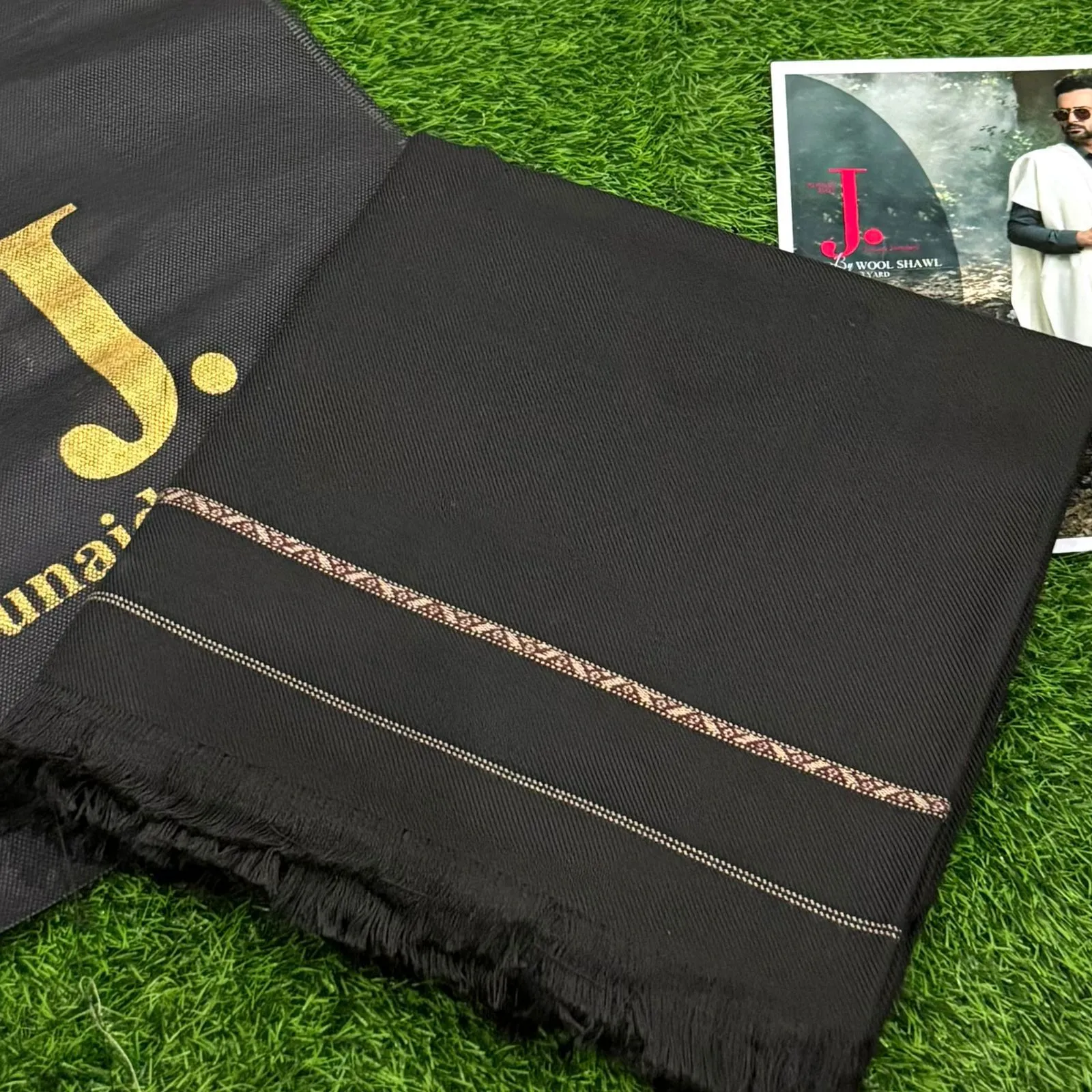 J. Mardana Shawls Stuff : Soft Wool Size : 3 Yard Width