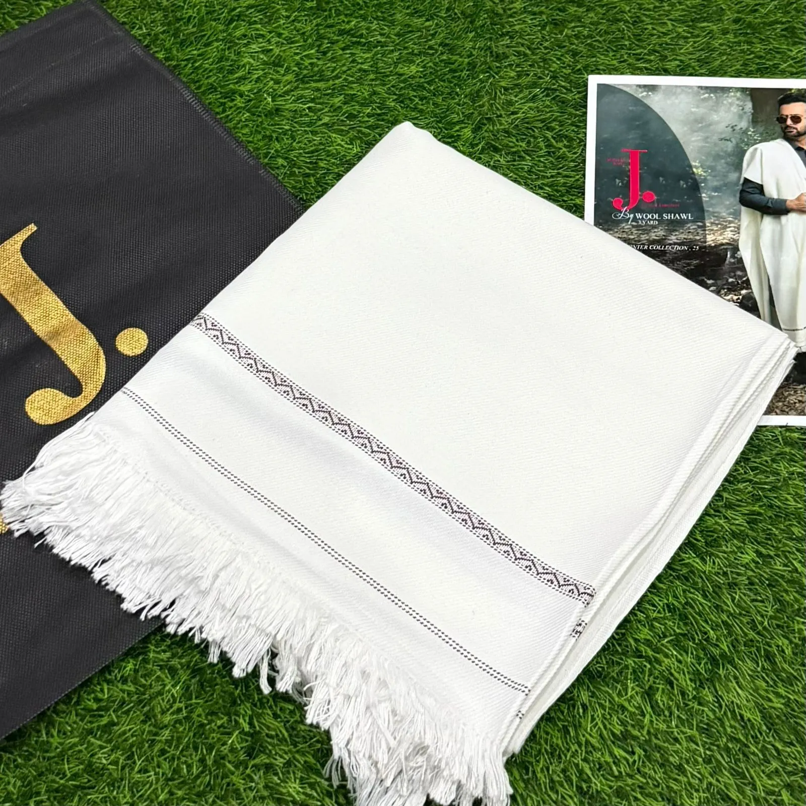 J. Mardana Shawls Stuff : Soft Wool Size : 3 Yard Width