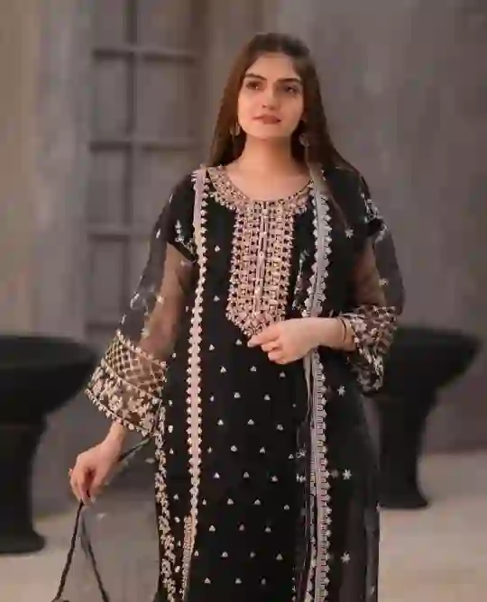 3 pcs Organza Embroidered set elegant women's Stitched Suit Duplicate