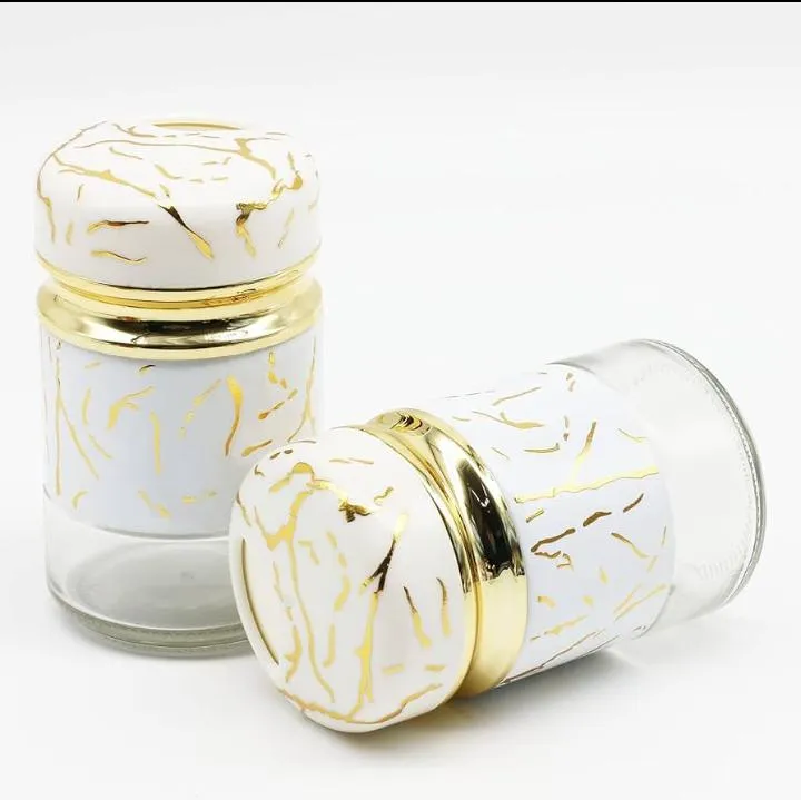 Luxury Style Salt & Pepper Shaker Set with Golden Met