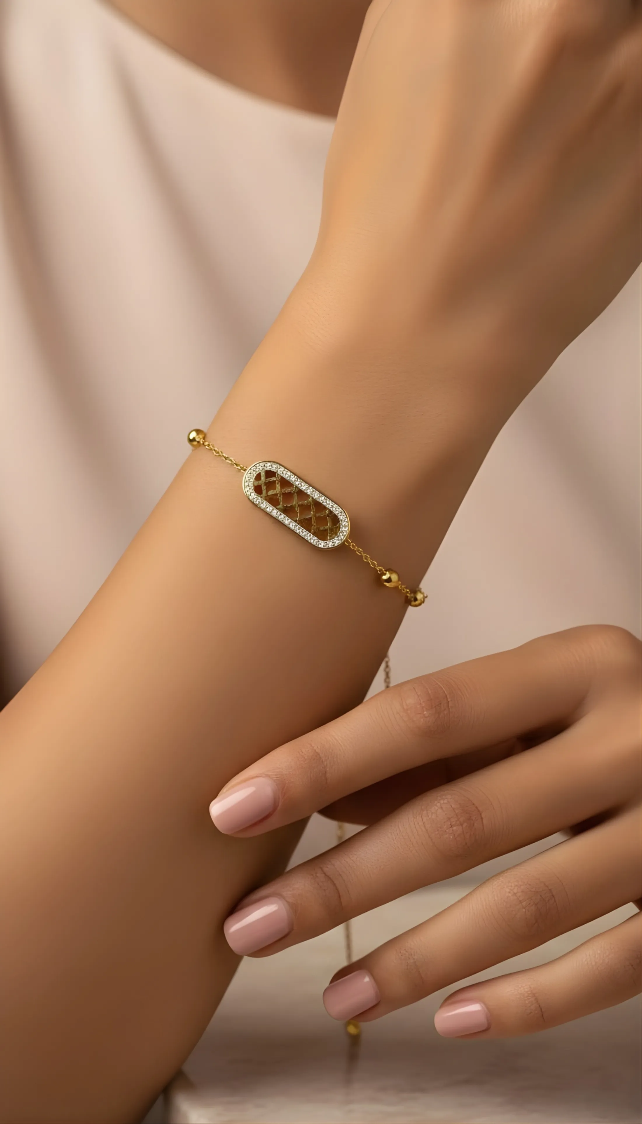 The Empress Lattice | Gold Mesh & Pavé Halo Bracelet