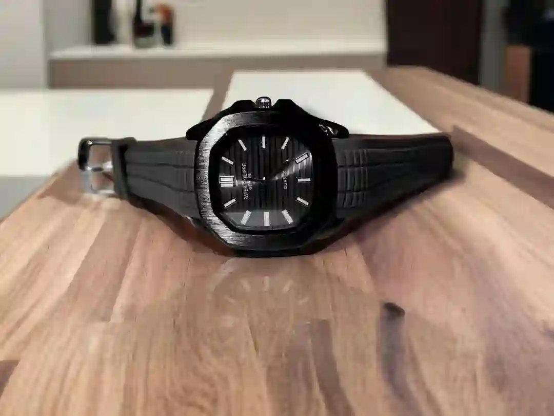 Men's water Resistance Quatz watch 1 PCs with texture rubber strap