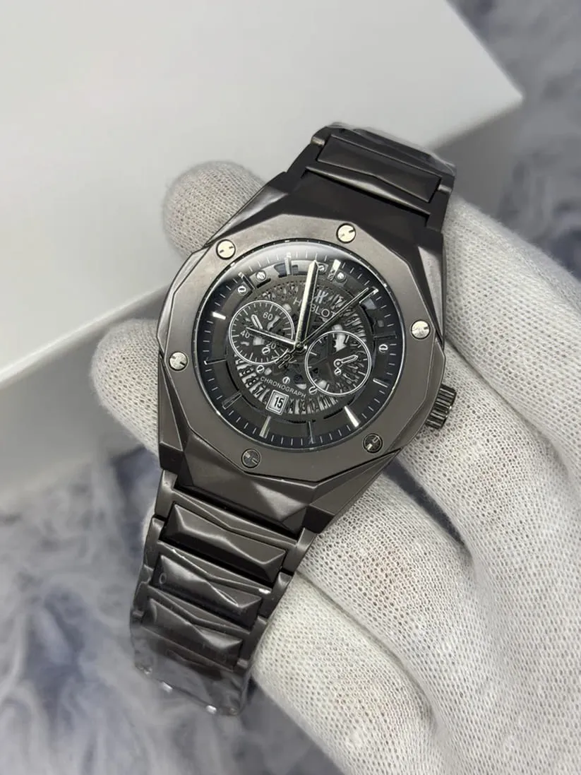 hublot diamond cut watch