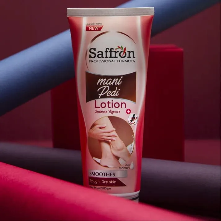 Saffron Hand & Foot Brightening Kit – 4-Step Mani-Pedi