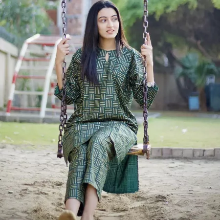 2 Pcs Women's Stitched Linen

505

Printed Suit