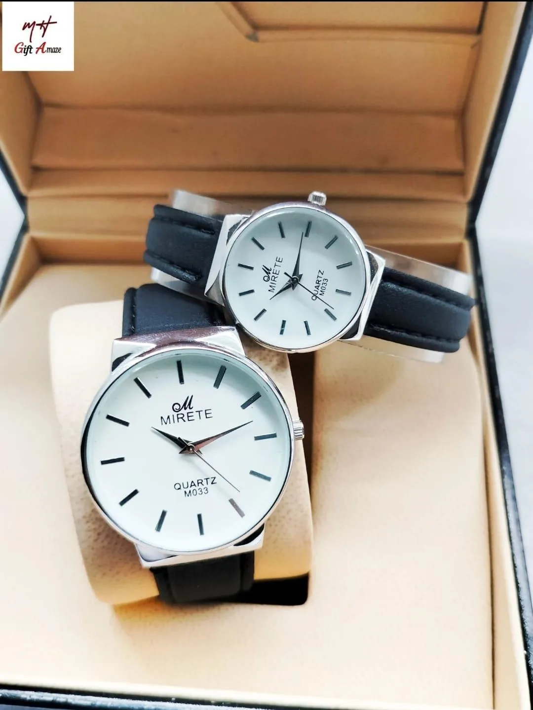 Analoque Couple Watch