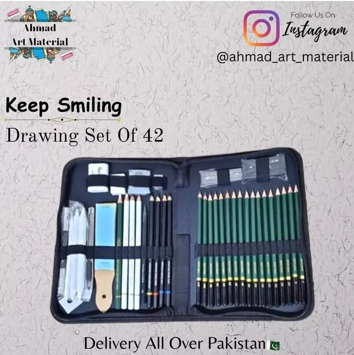 Keep Smiling Drawing Set of 42 pieces