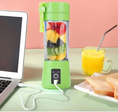 Juicer Portable Outdoor Juicing Cup Home Mini Cordless Crush